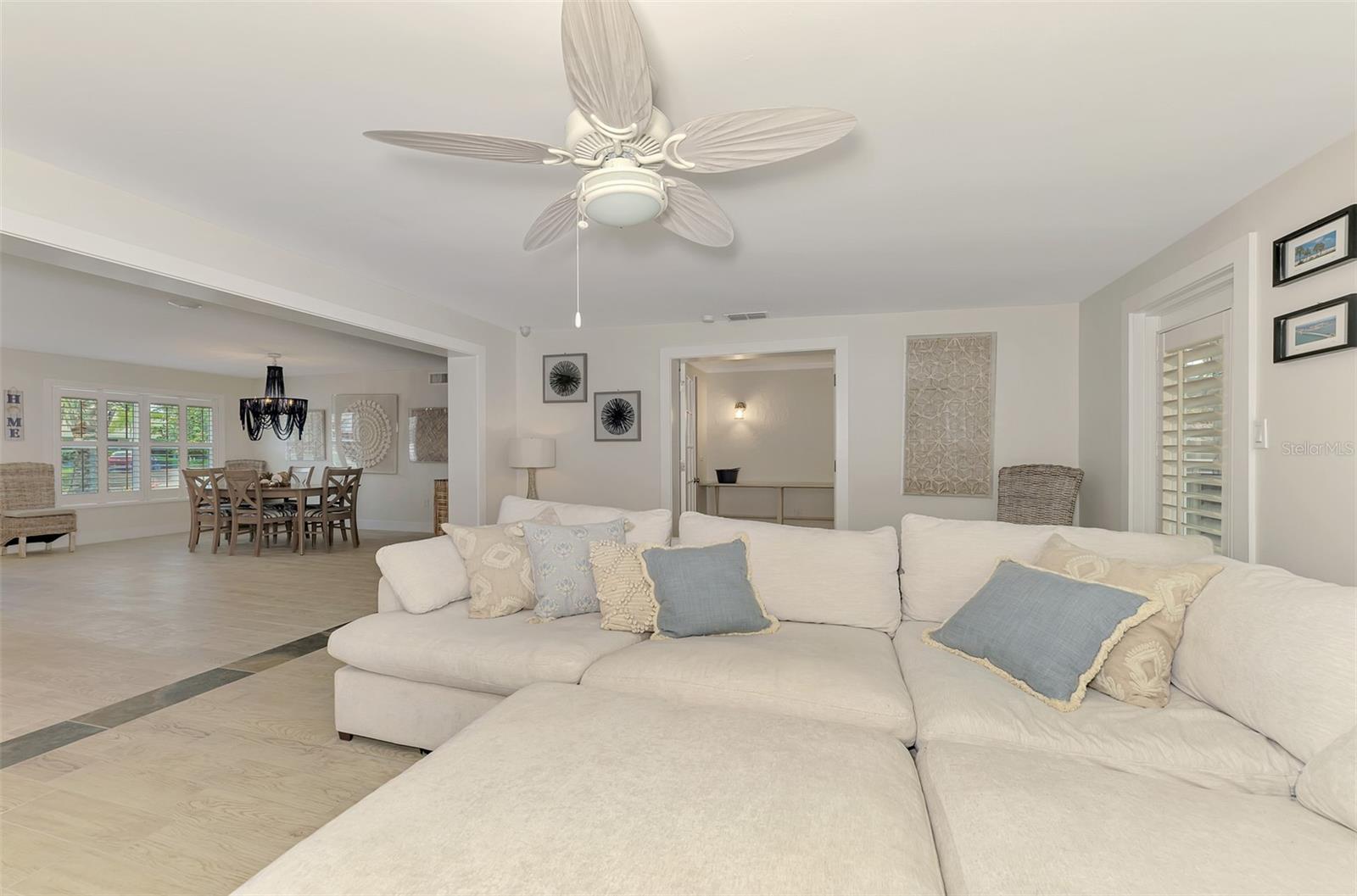 5628 CAPE LEYTE DR — photo 41