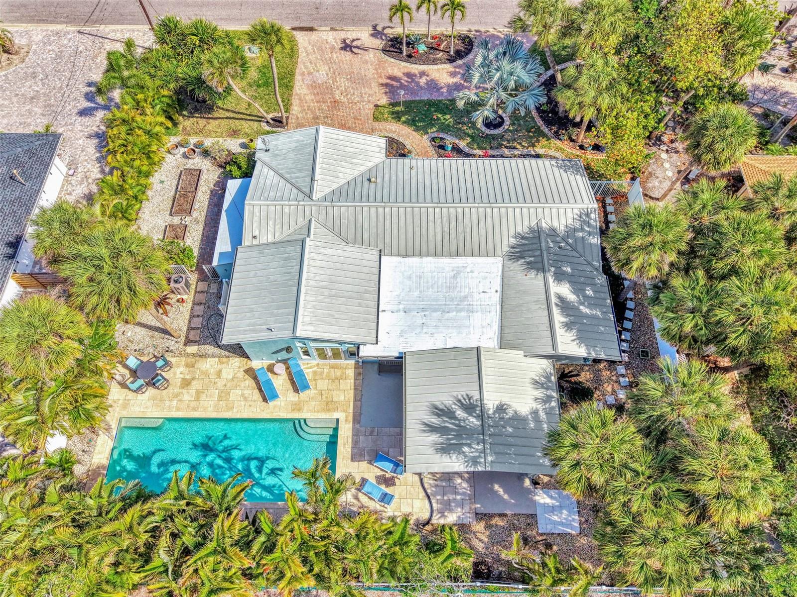 5628 CAPE LEYTE DR — photo 29
