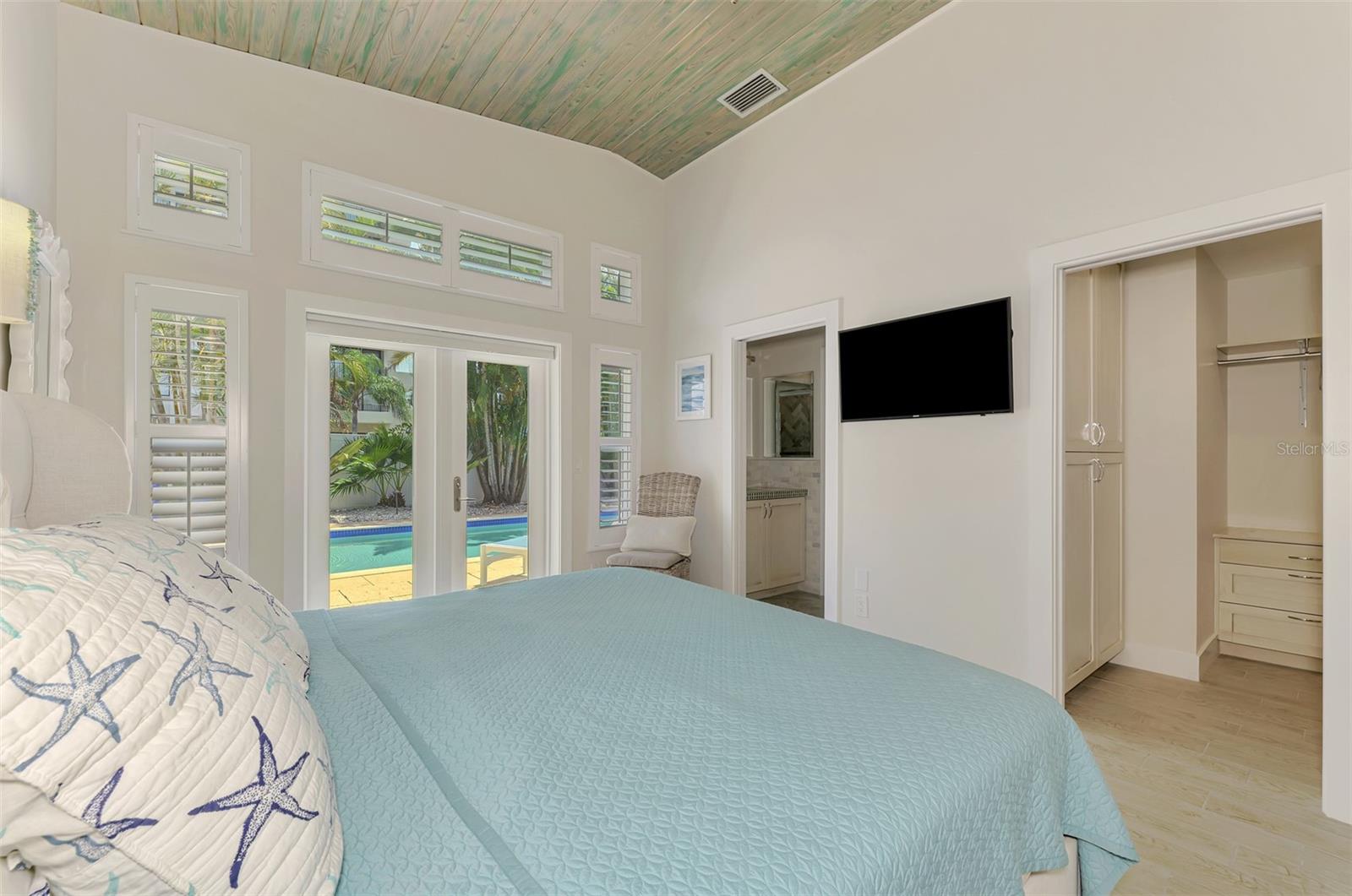 5628 CAPE LEYTE DR — photo 55