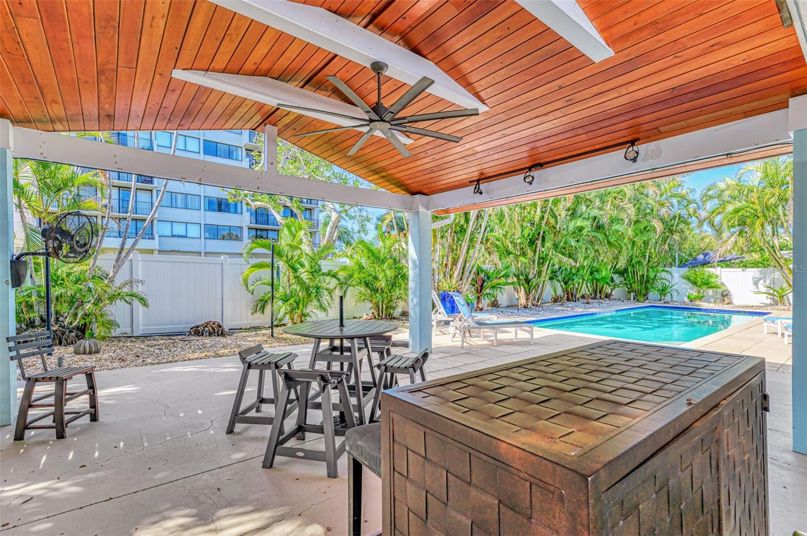 5628 CAPE LEYTE DR — photo 5