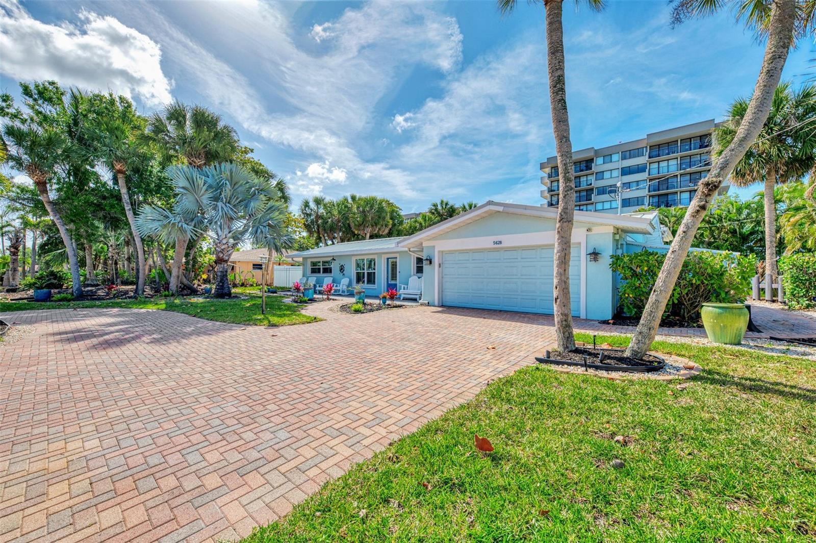 5628 CAPE LEYTE DR — photo 15