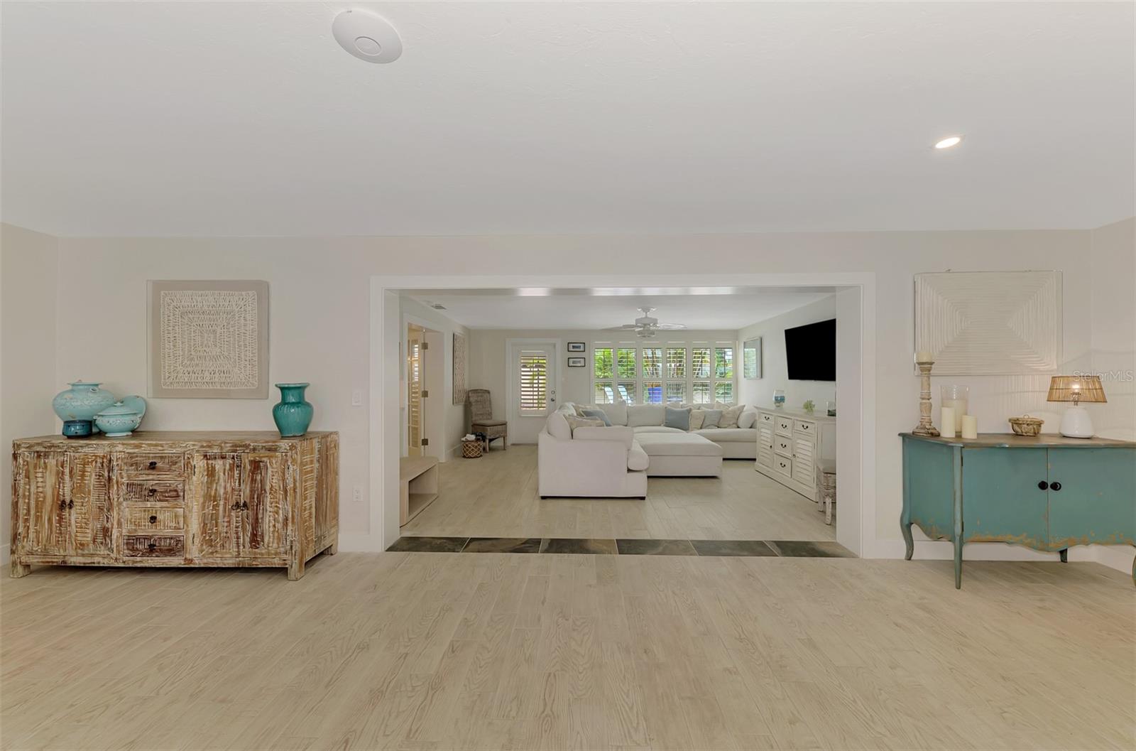 5628 CAPE LEYTE DR — photo 38