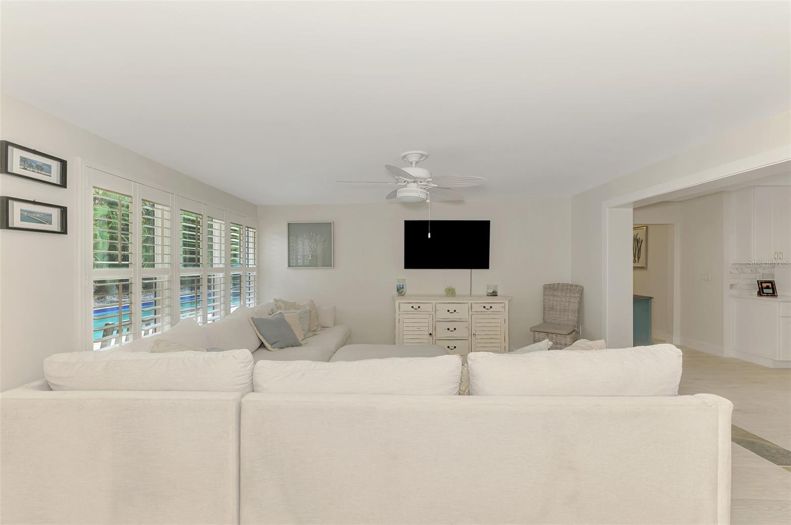 5628 CAPE LEYTE DR — photo 42