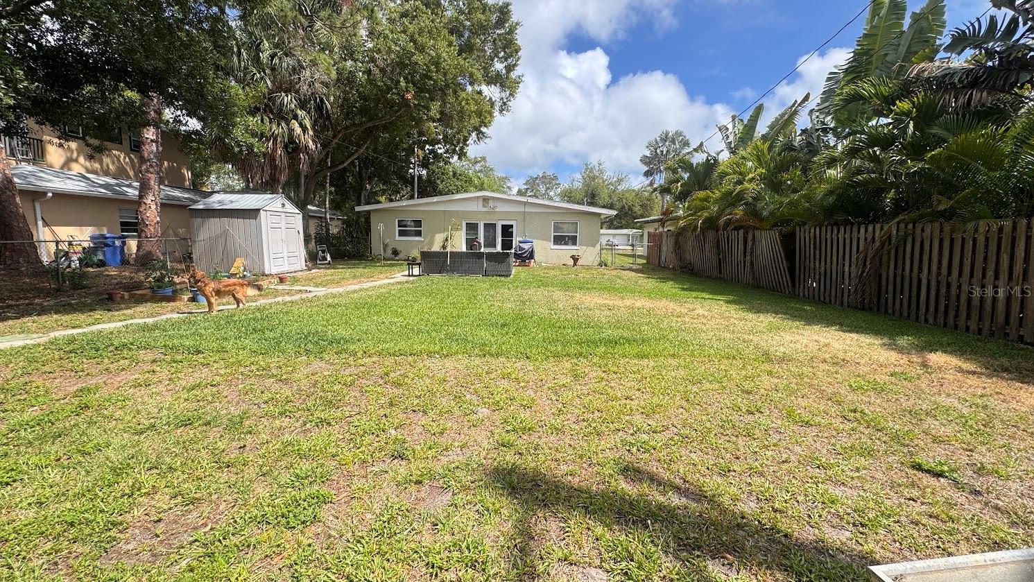 559 VILLAGRANDE AVE S — photo 12