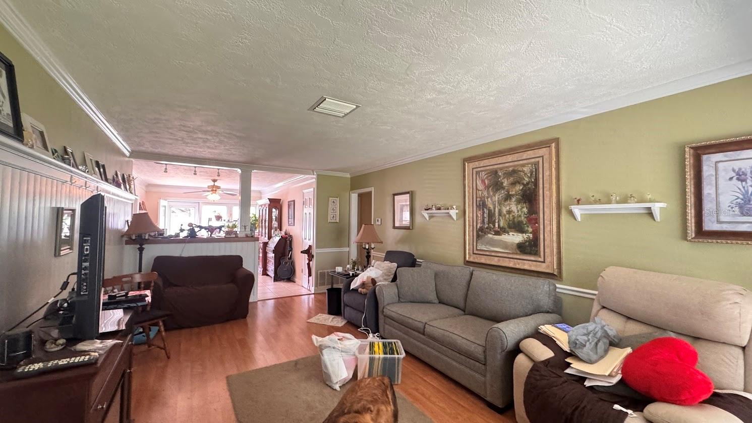 559 VILLAGRANDE AVE S — photo 4