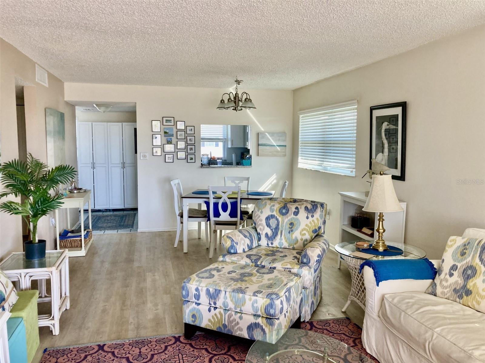 304 47TH AVENUE DR W #307 — photo 7