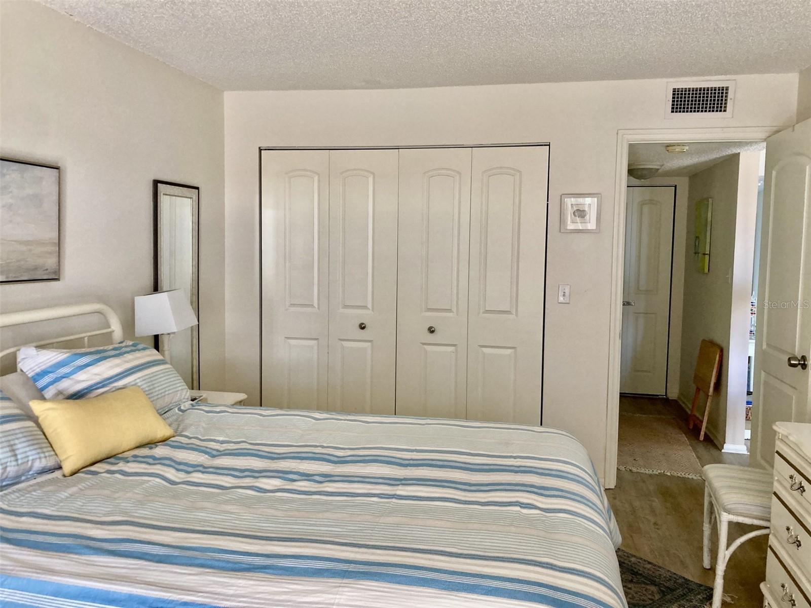 304 47TH AVENUE DR W #307 — photo 9