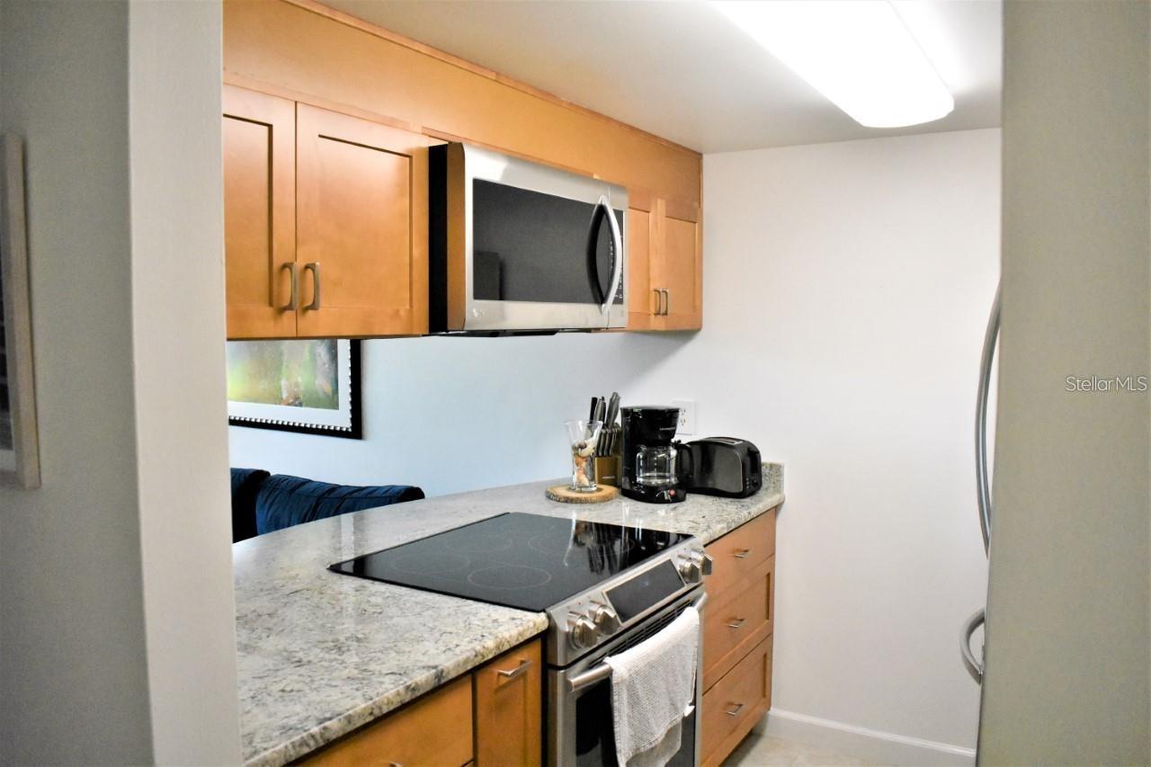 7420 BAY ISLAND DR S #176 — photo 10