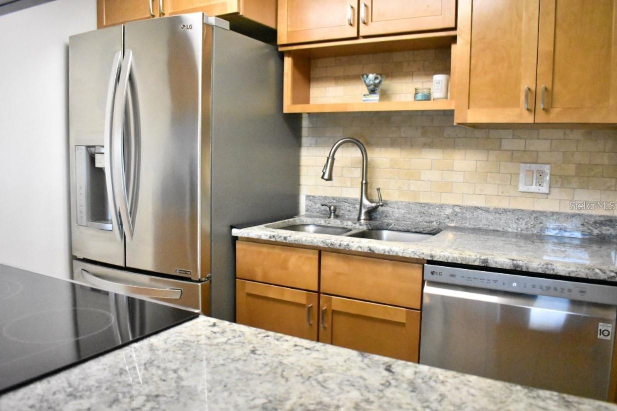 7420 BAY ISLAND DR S #176 — photo 9