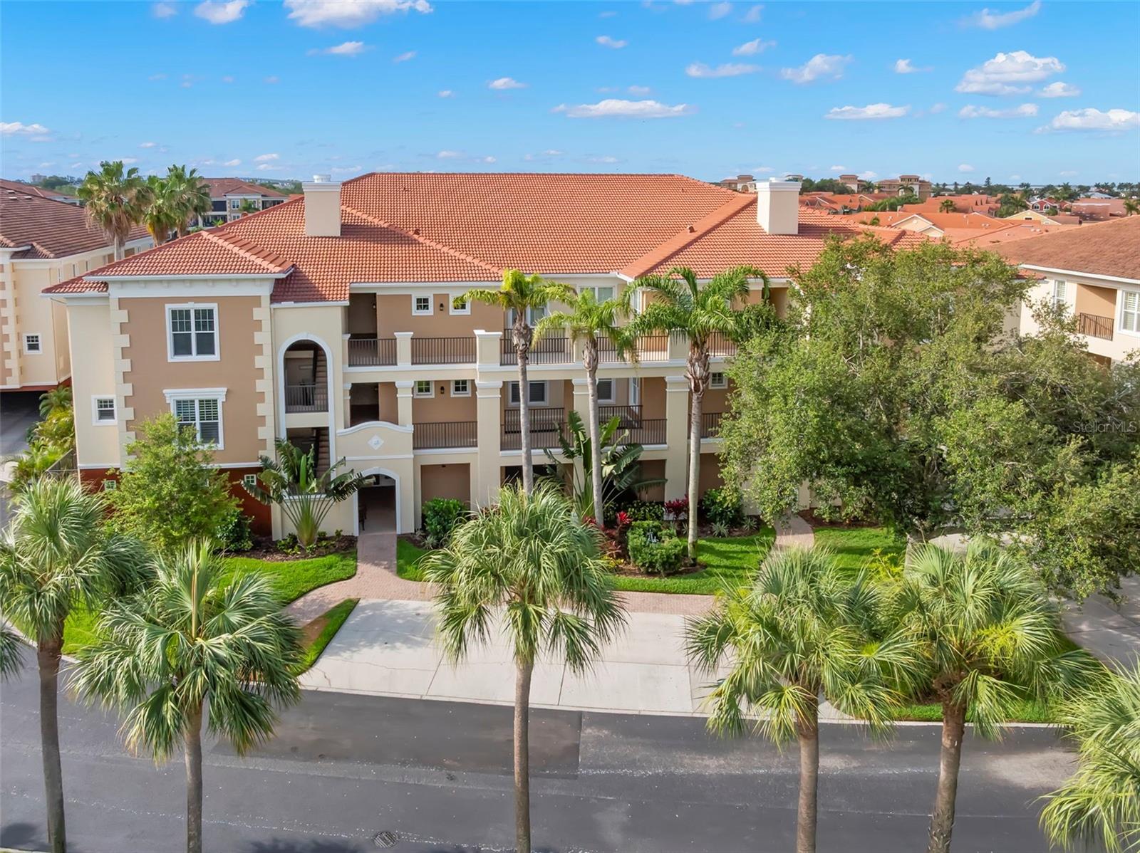 6 ACADEMY WAY S #221 — photo 45
