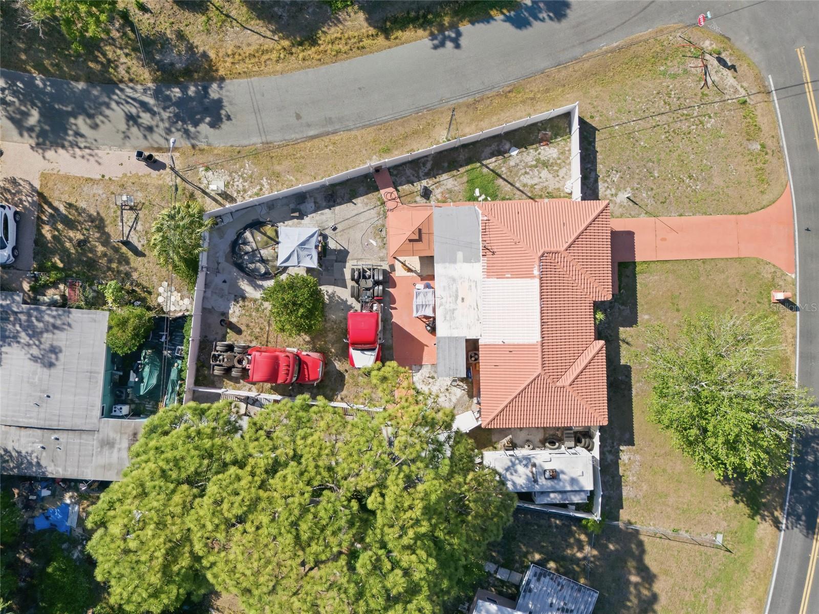 6760 RUNNEL DR — photo 48