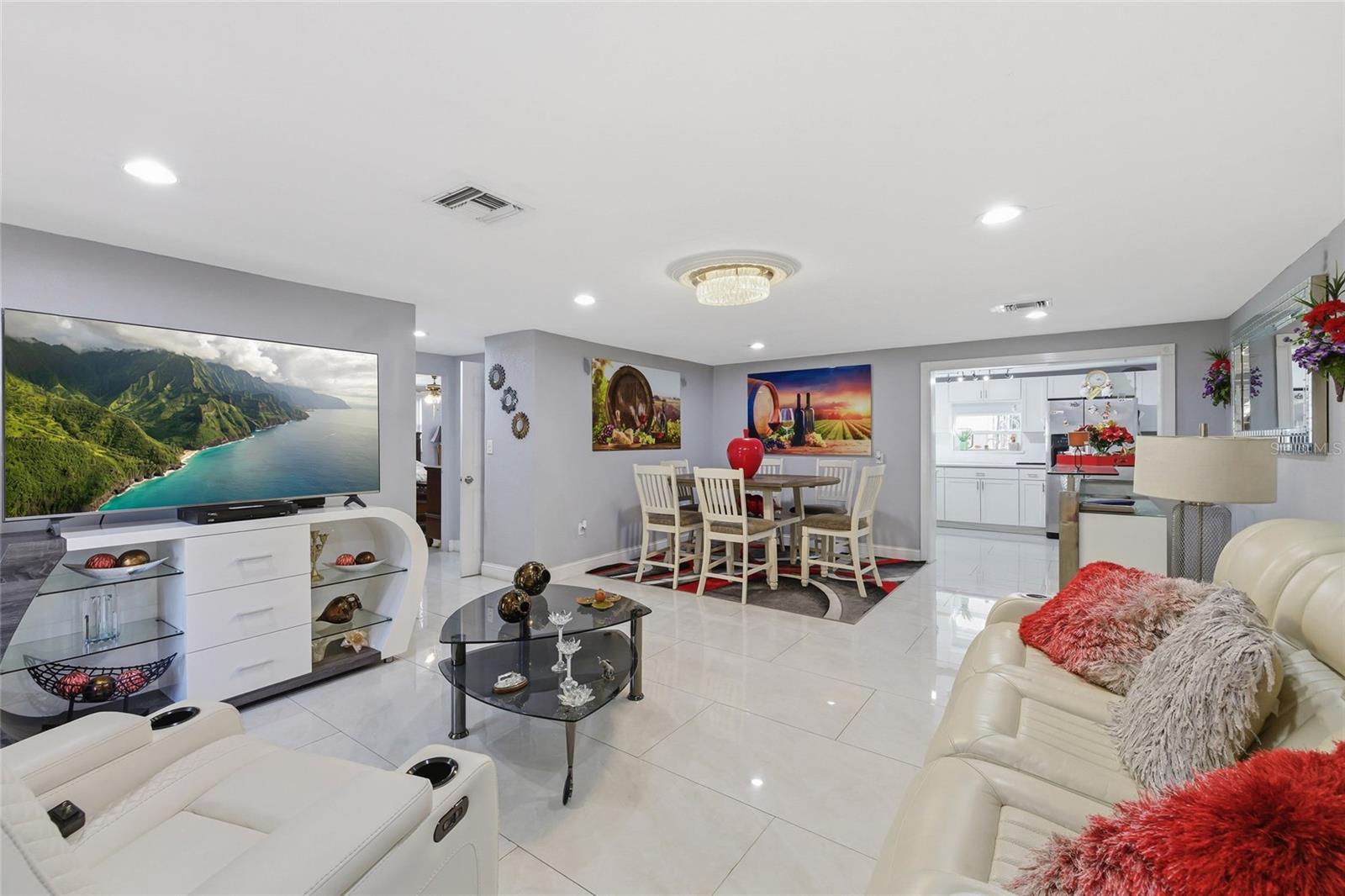 6760 RUNNEL DR — photo 9