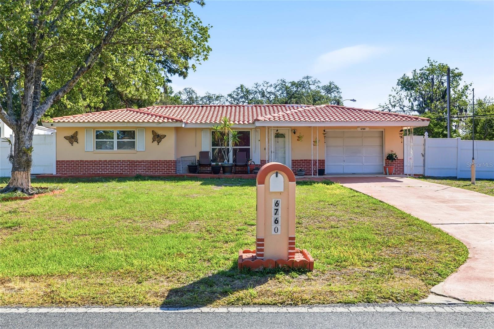 6760 RUNNEL DR — photo 5