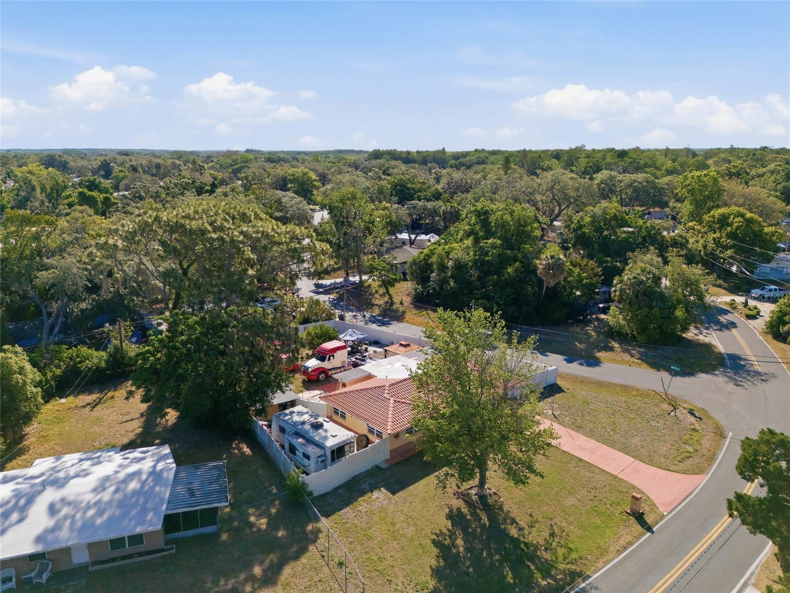 6760 RUNNEL DR — photo 41