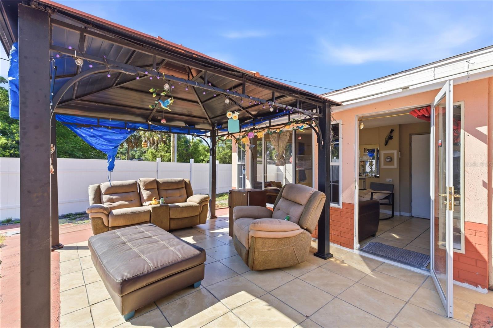 6760 RUNNEL DR — photo 33