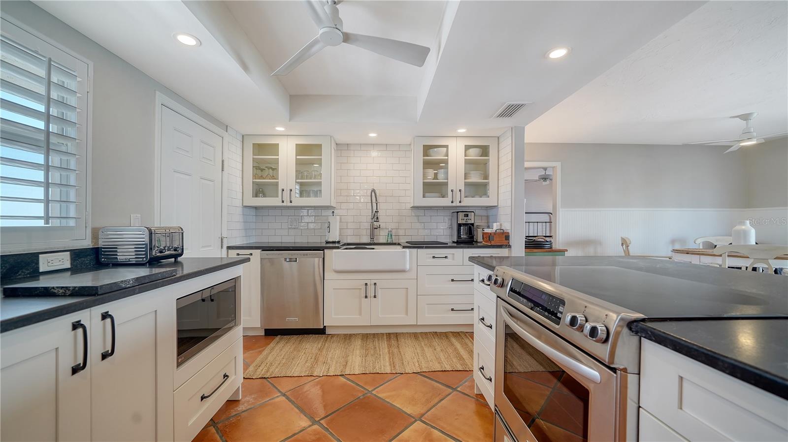 800 BENJAMIN FRANKLIN DR #406 — photo 13