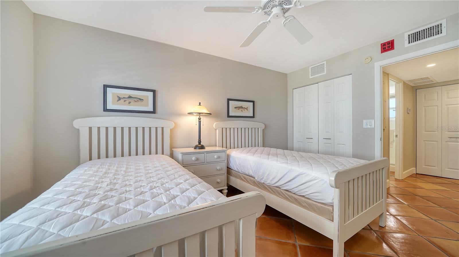 800 BENJAMIN FRANKLIN DR #406 — photo 24