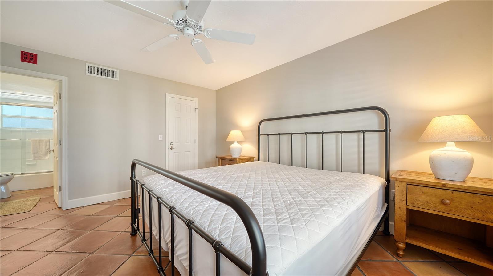 800 BENJAMIN FRANKLIN DR #406 — photo 19