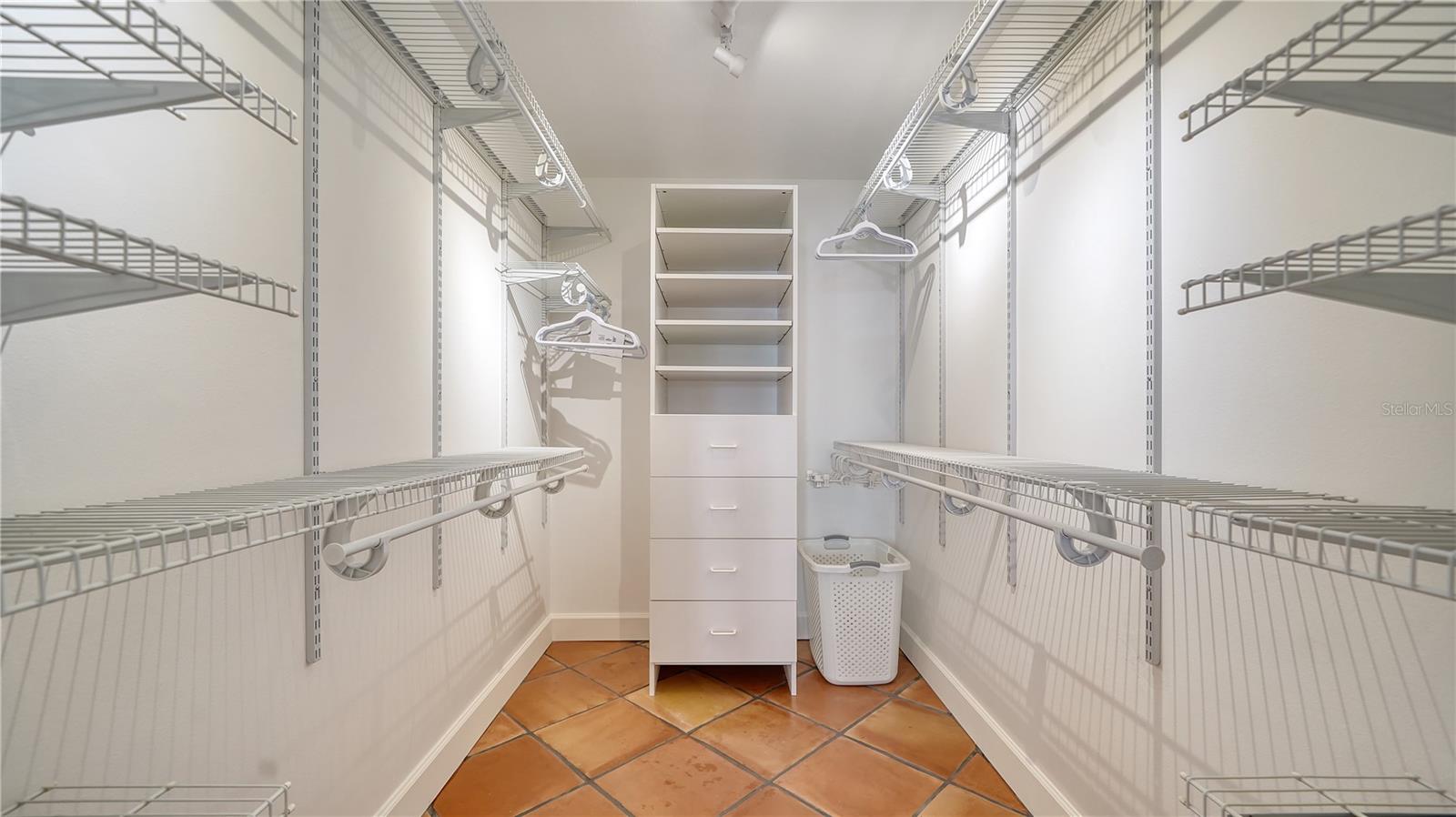 800 BENJAMIN FRANKLIN DR #406 — photo 21