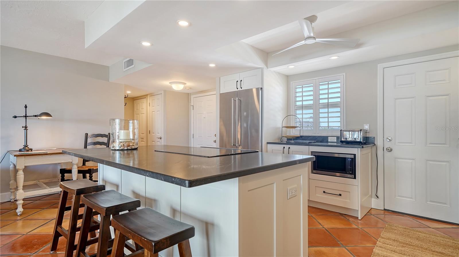 800 BENJAMIN FRANKLIN DR #406 — photo 12