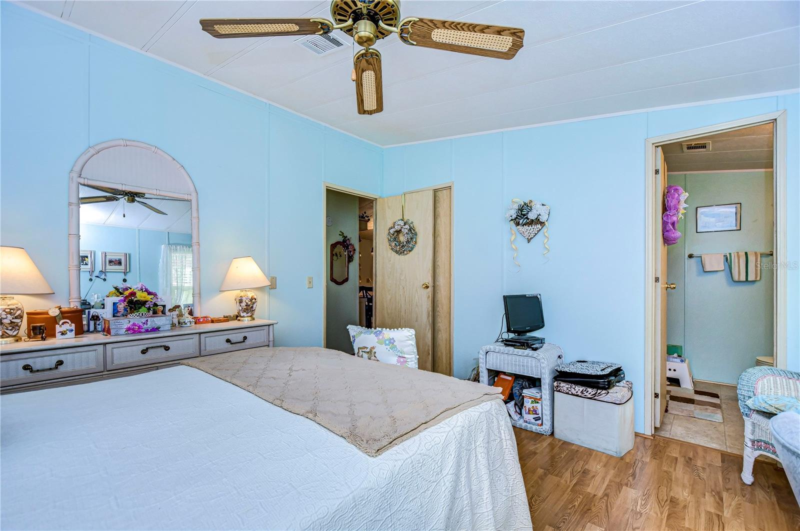 3843 DAMIAN DR — photo 22