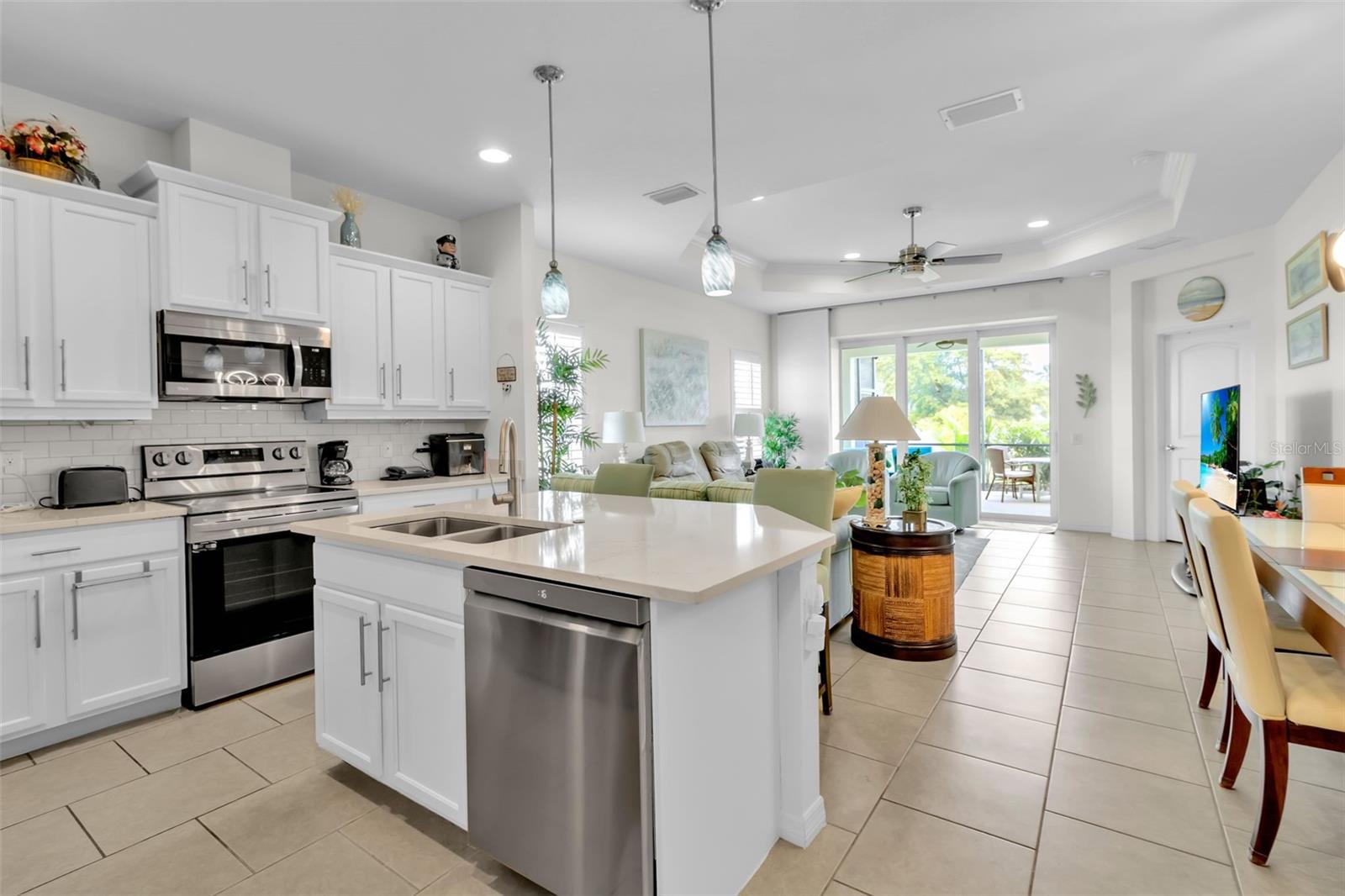 7004 VISTA BELLA DR — photo 18