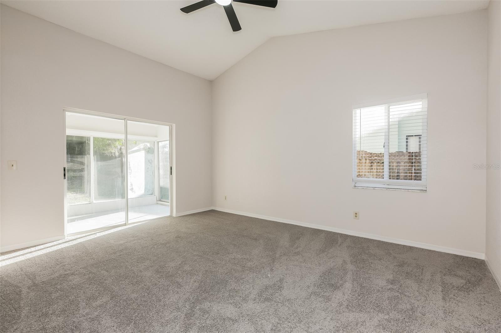 2624 BRIDLE DR — photo 9