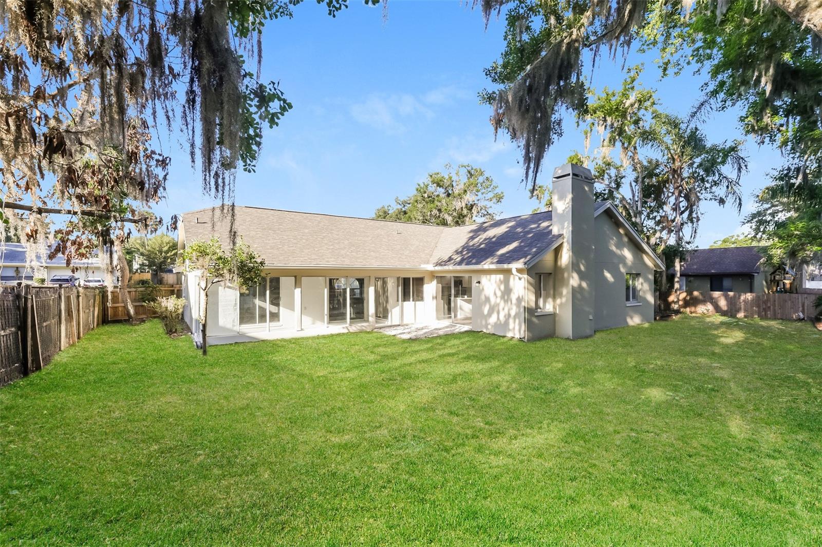 2624 BRIDLE DR — photo 15