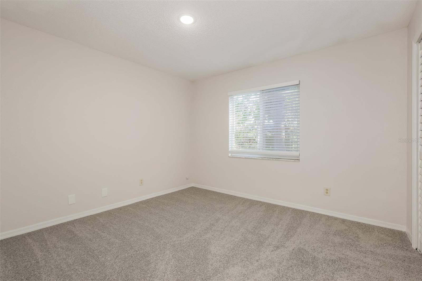 2624 BRIDLE DR — photo 13