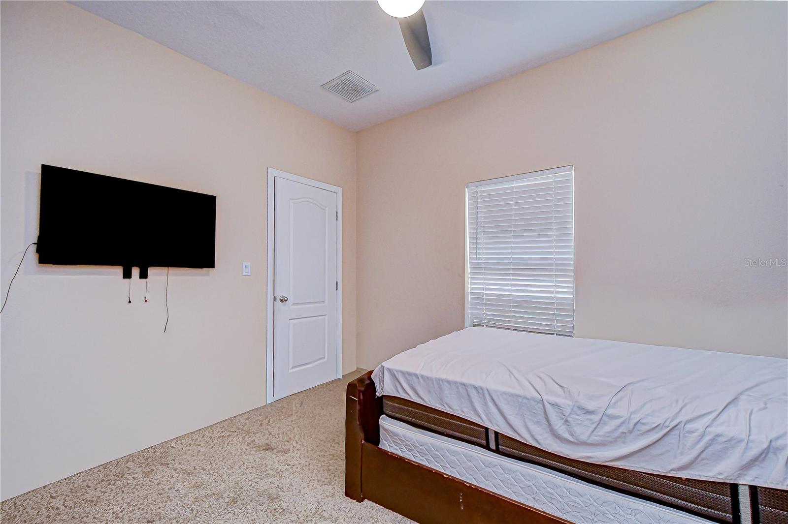 4036 MOORES LAKE RD — photo 13