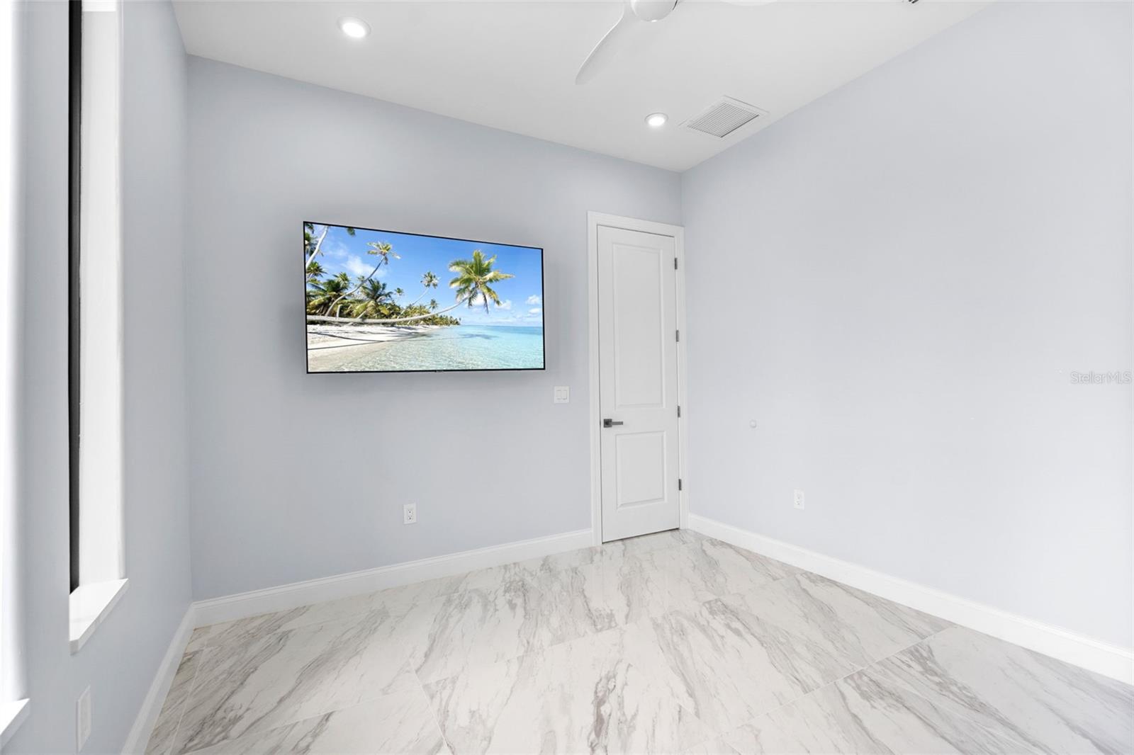 12347 DURANGO AVE — photo 27