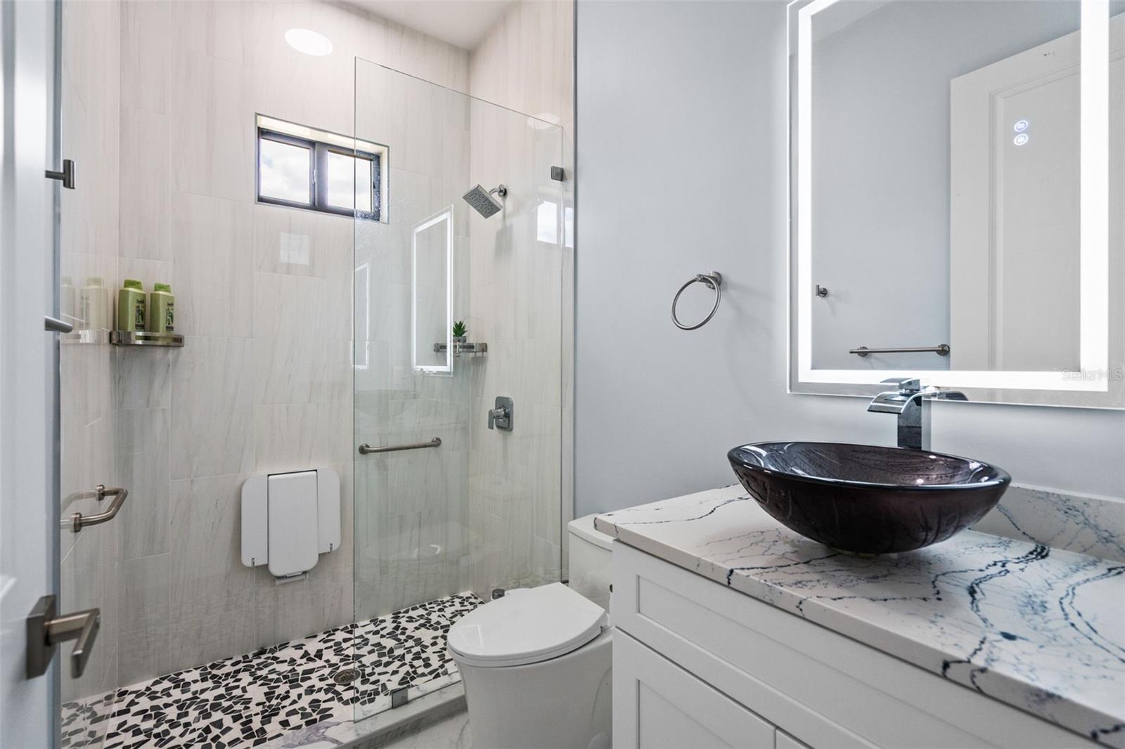 12347 DURANGO AVE — photo 32