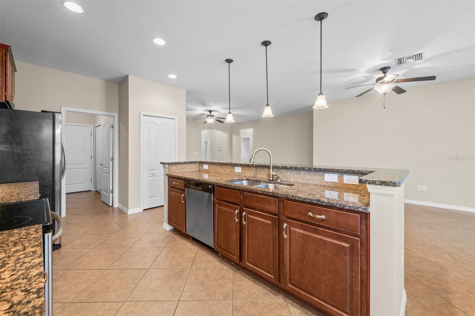 8302 KARPEAL DR — photo 12