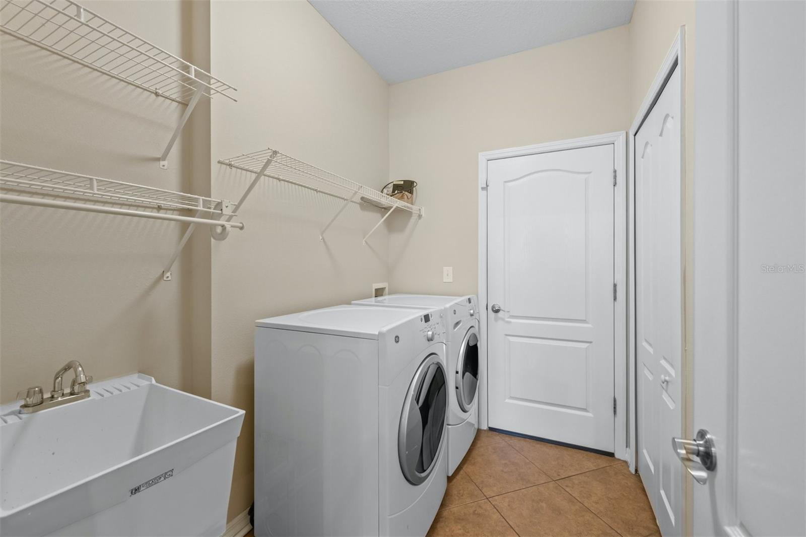8302 KARPEAL DR — photo 26