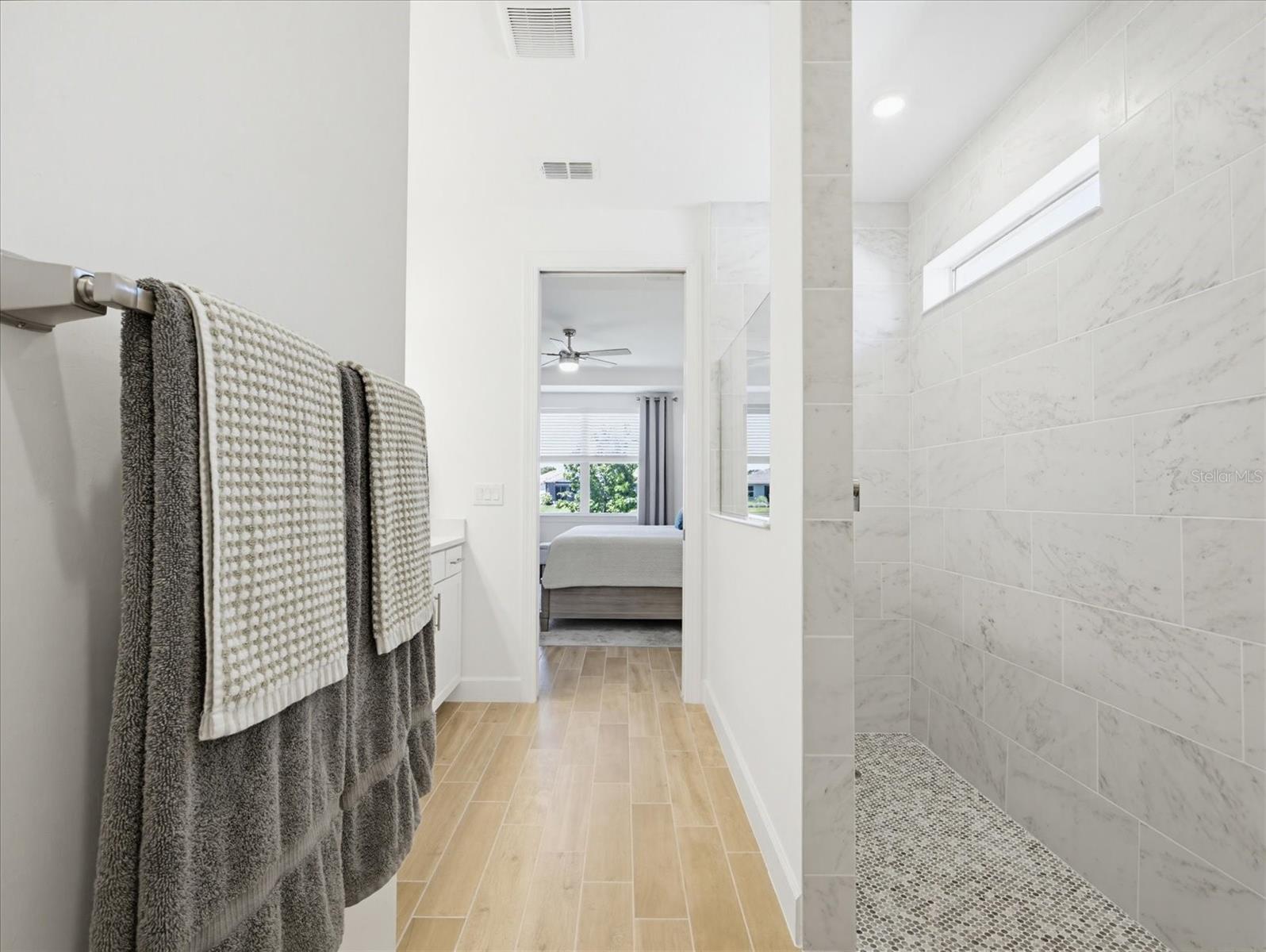 10408 SEA BREEZE RIDGE DR — photo 20