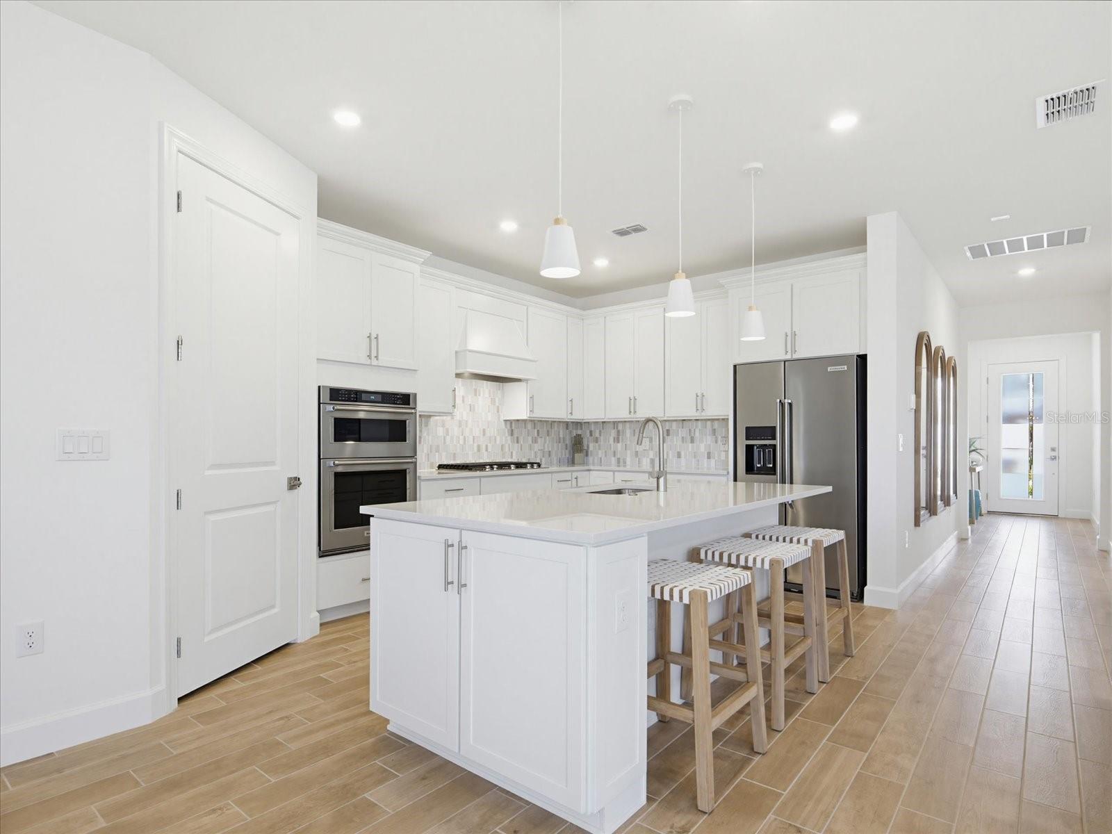 10408 SEA BREEZE RIDGE DR — photo 11