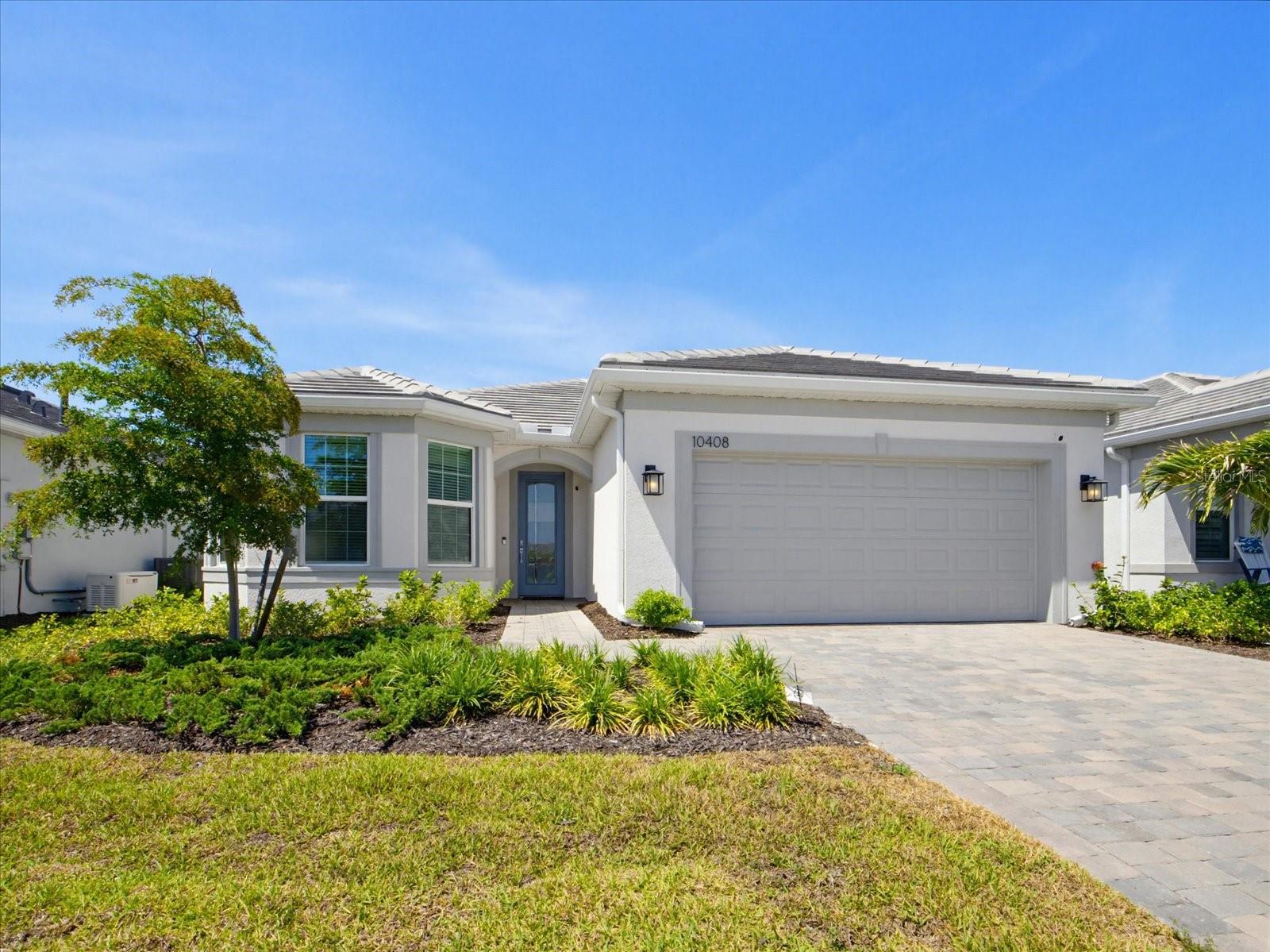 10408 SEA BREEZE RIDGE DR — photo 2