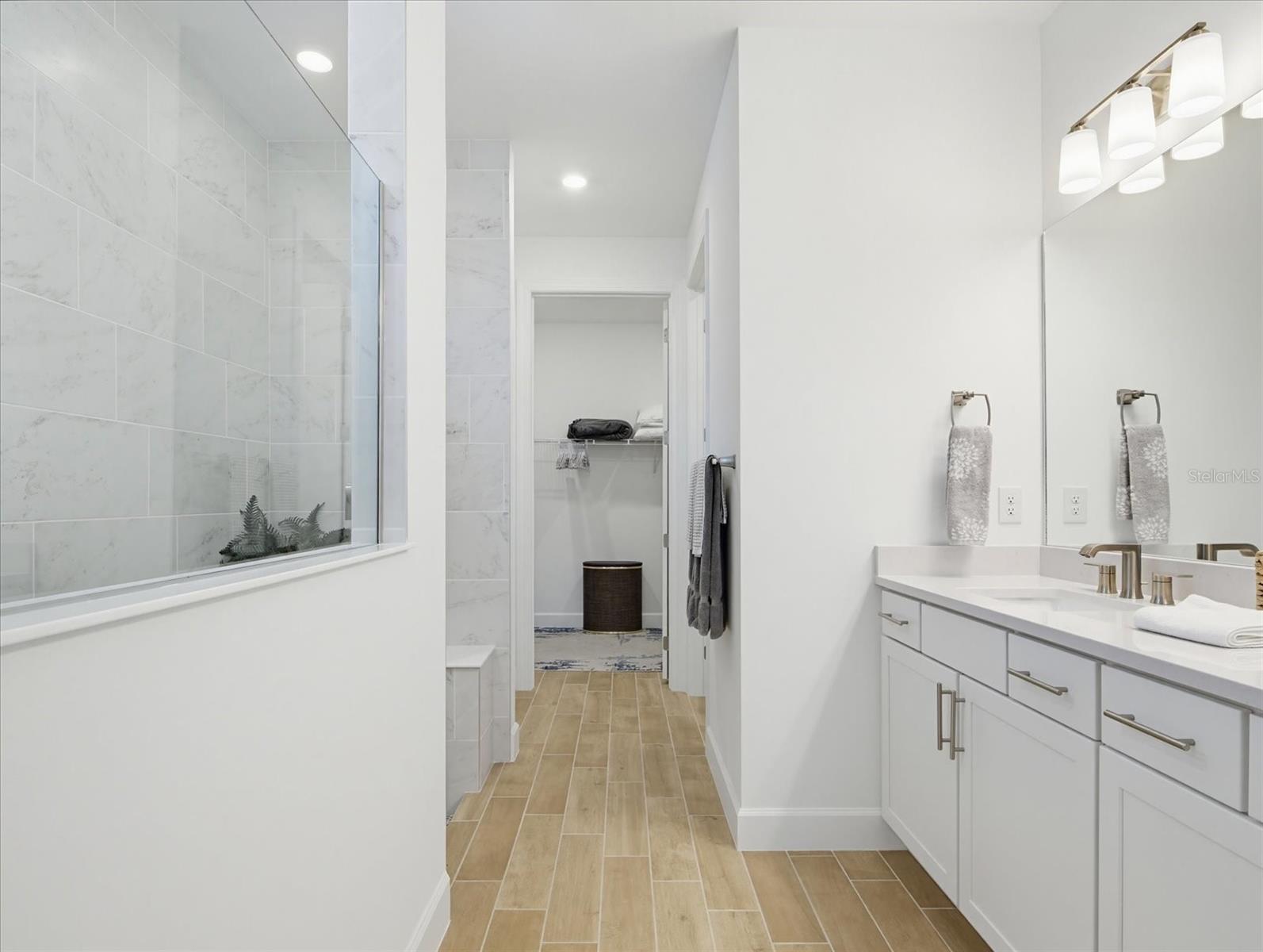 10408 SEA BREEZE RIDGE DR — photo 21