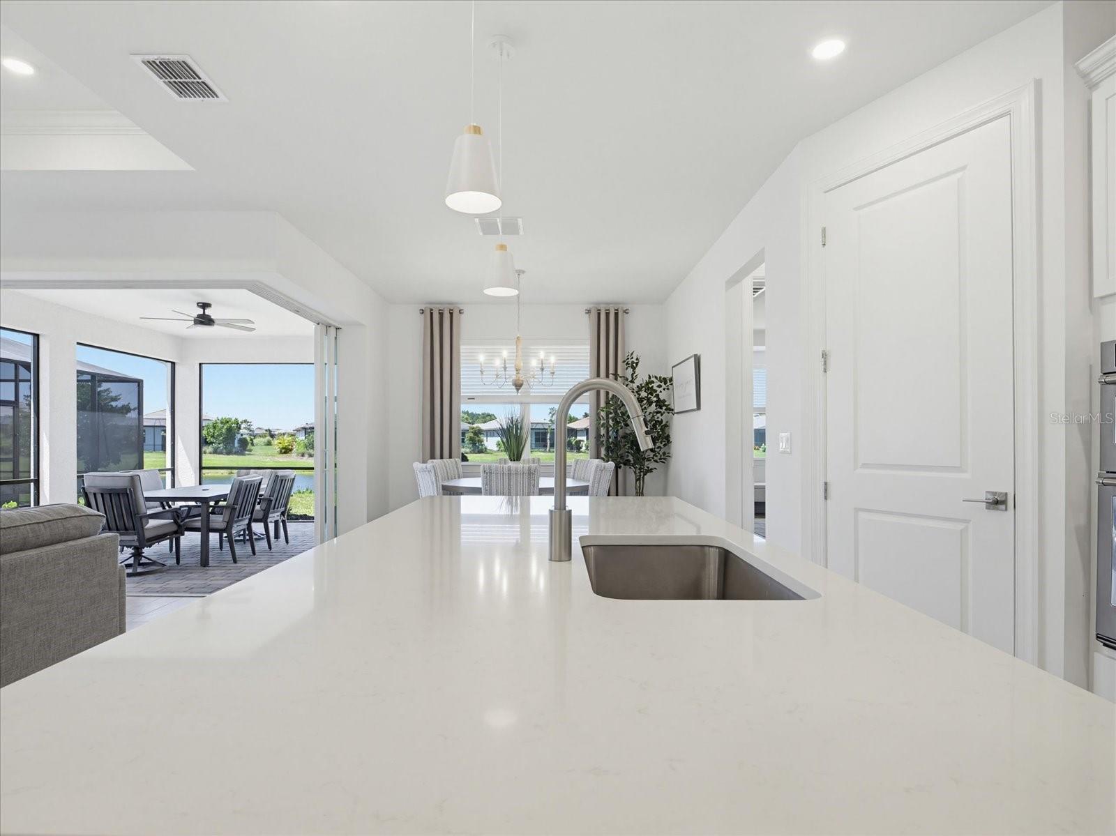10408 SEA BREEZE RIDGE DR — photo 8