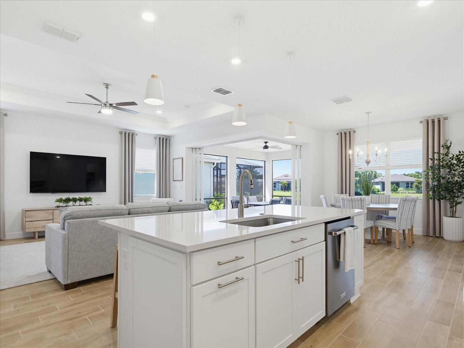 10408 SEA BREEZE RIDGE DR — photo 6