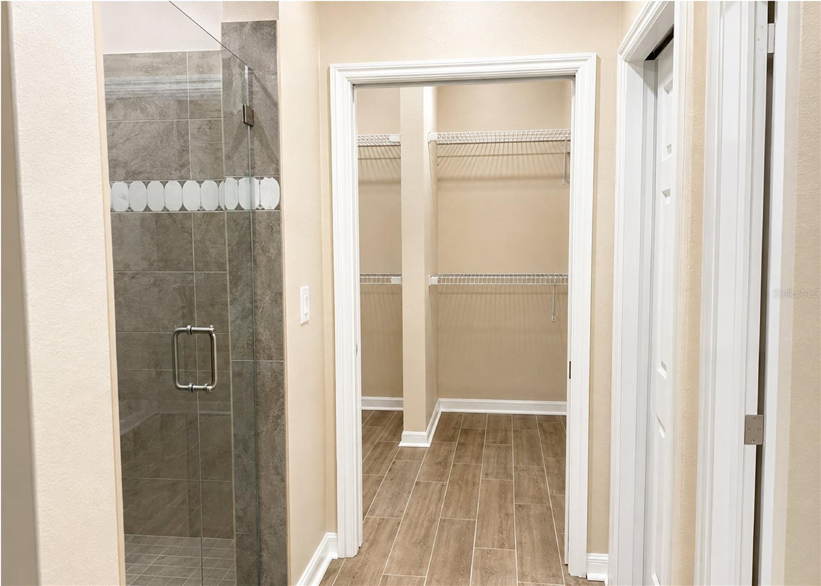 411 SHANNON ESTATES CT — photo 10