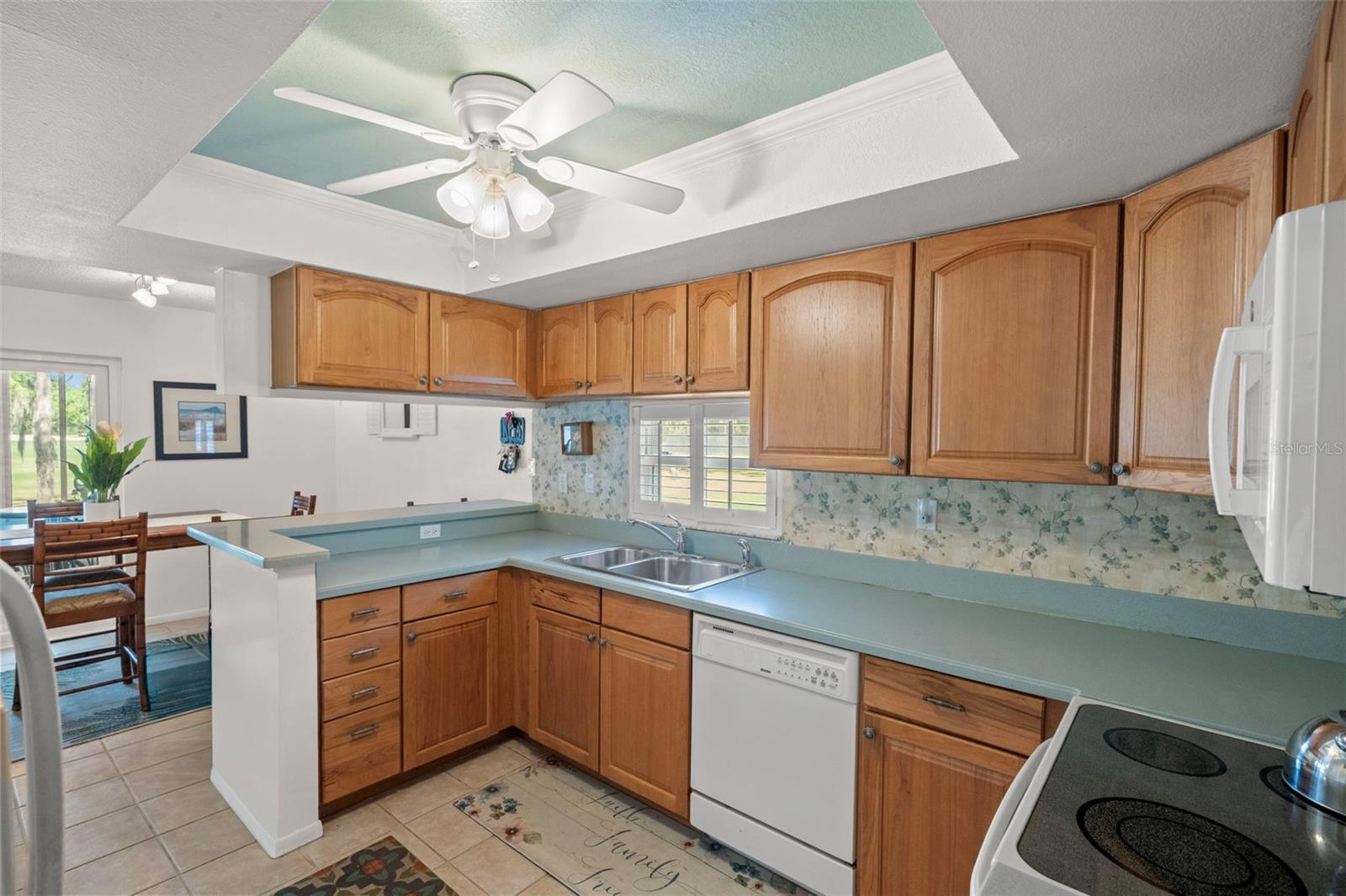 140 ASHLEY LN — photo 10