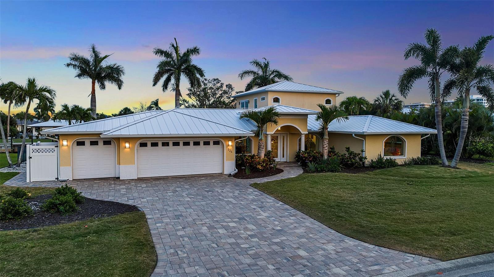 524 HORNBLOWER LN — photo 13