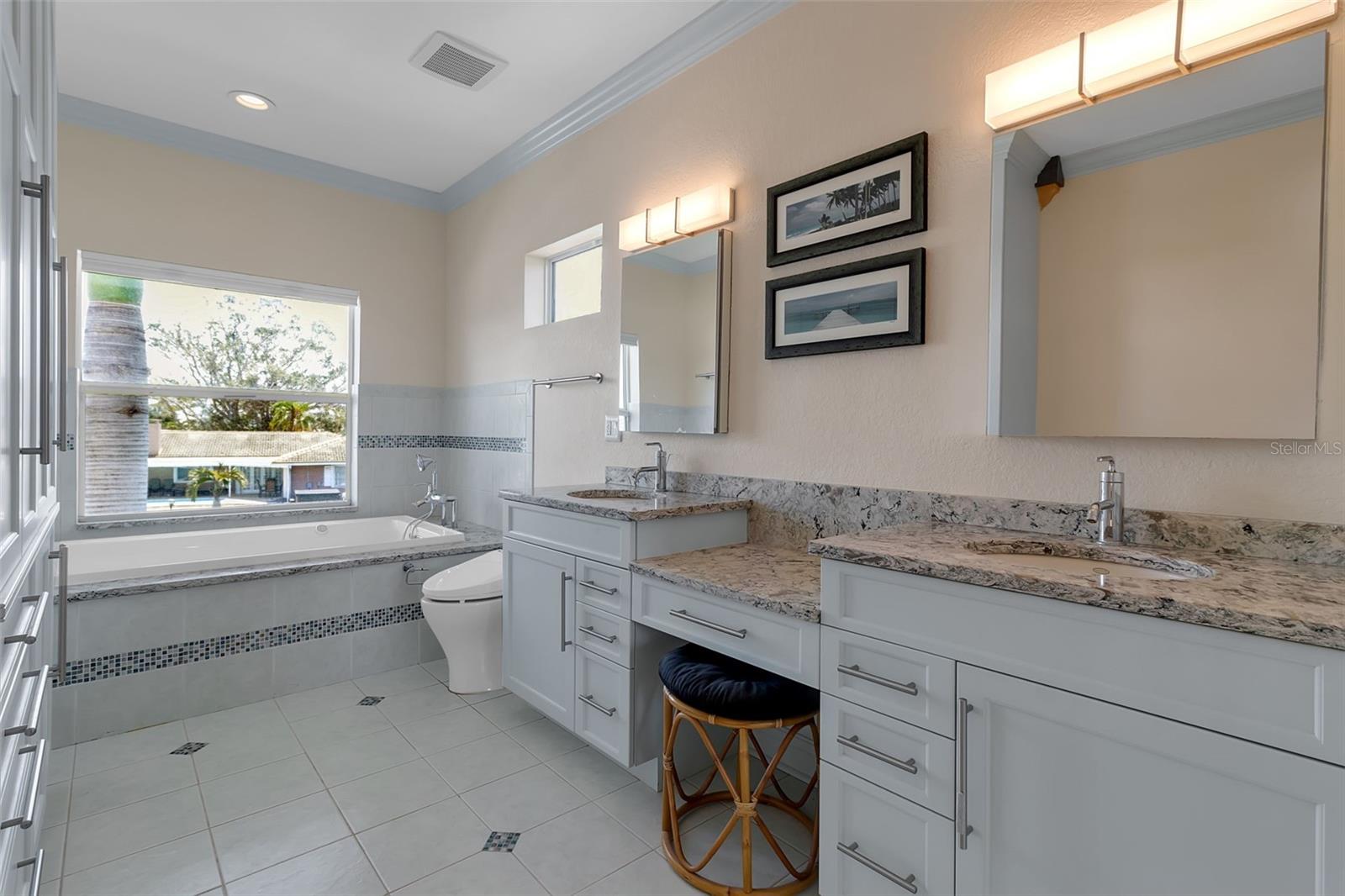 524 HORNBLOWER LN — photo 42