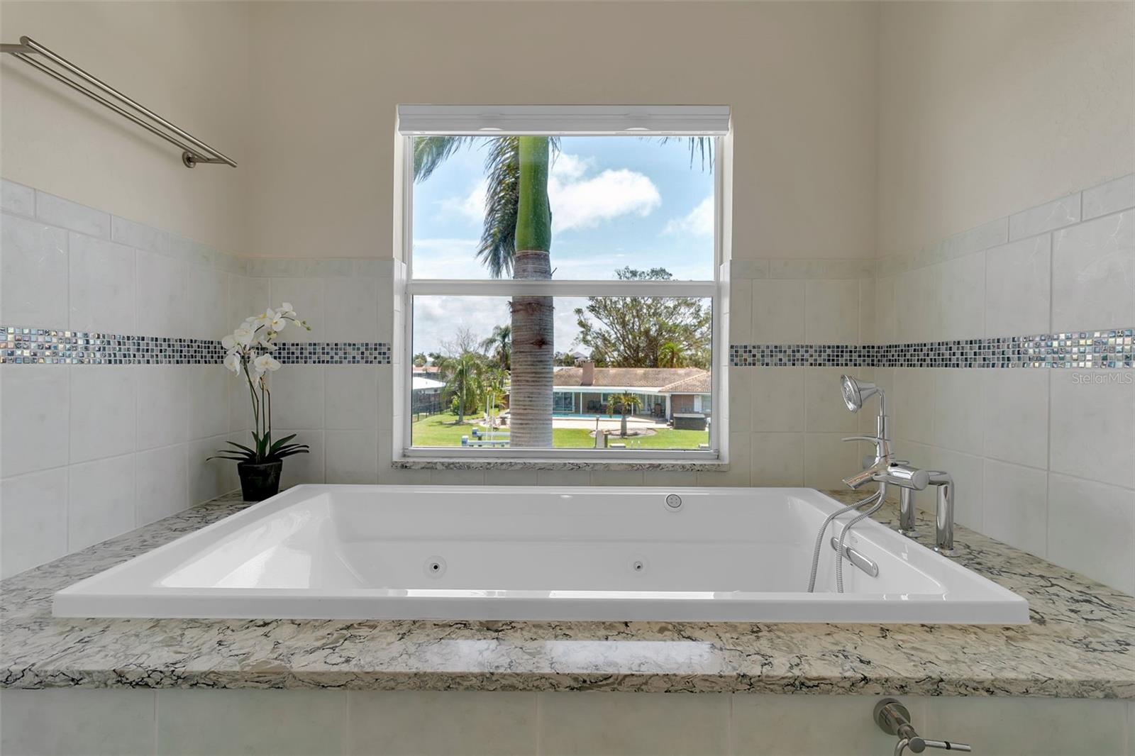 524 HORNBLOWER LN — photo 43