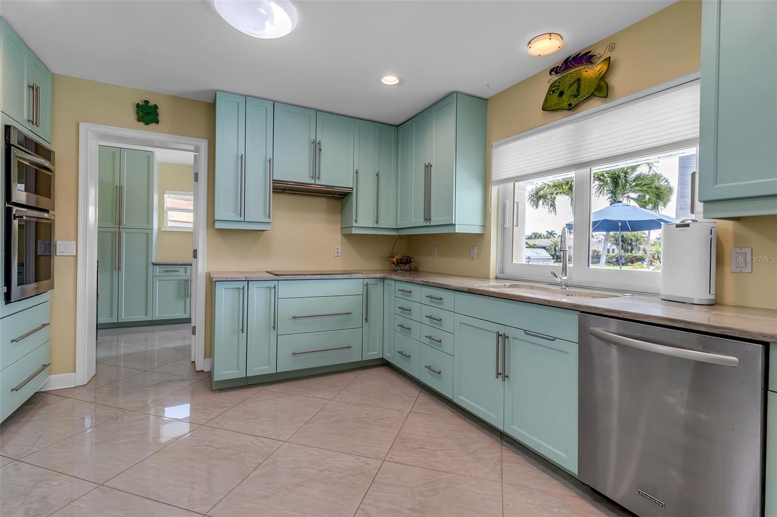 524 HORNBLOWER LN — photo 25