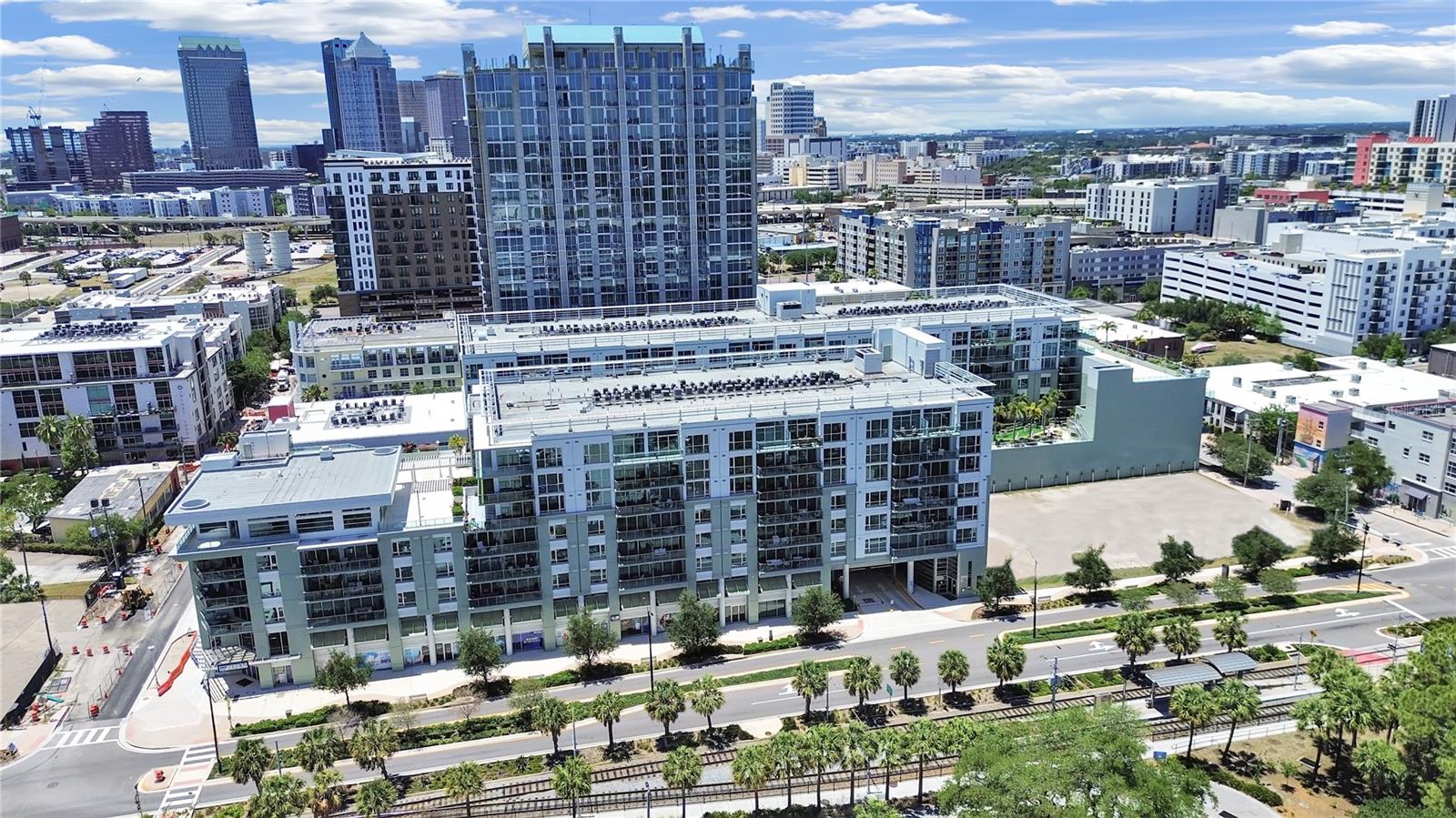 912 CHANNELSIDE DR #2805 — photo 3