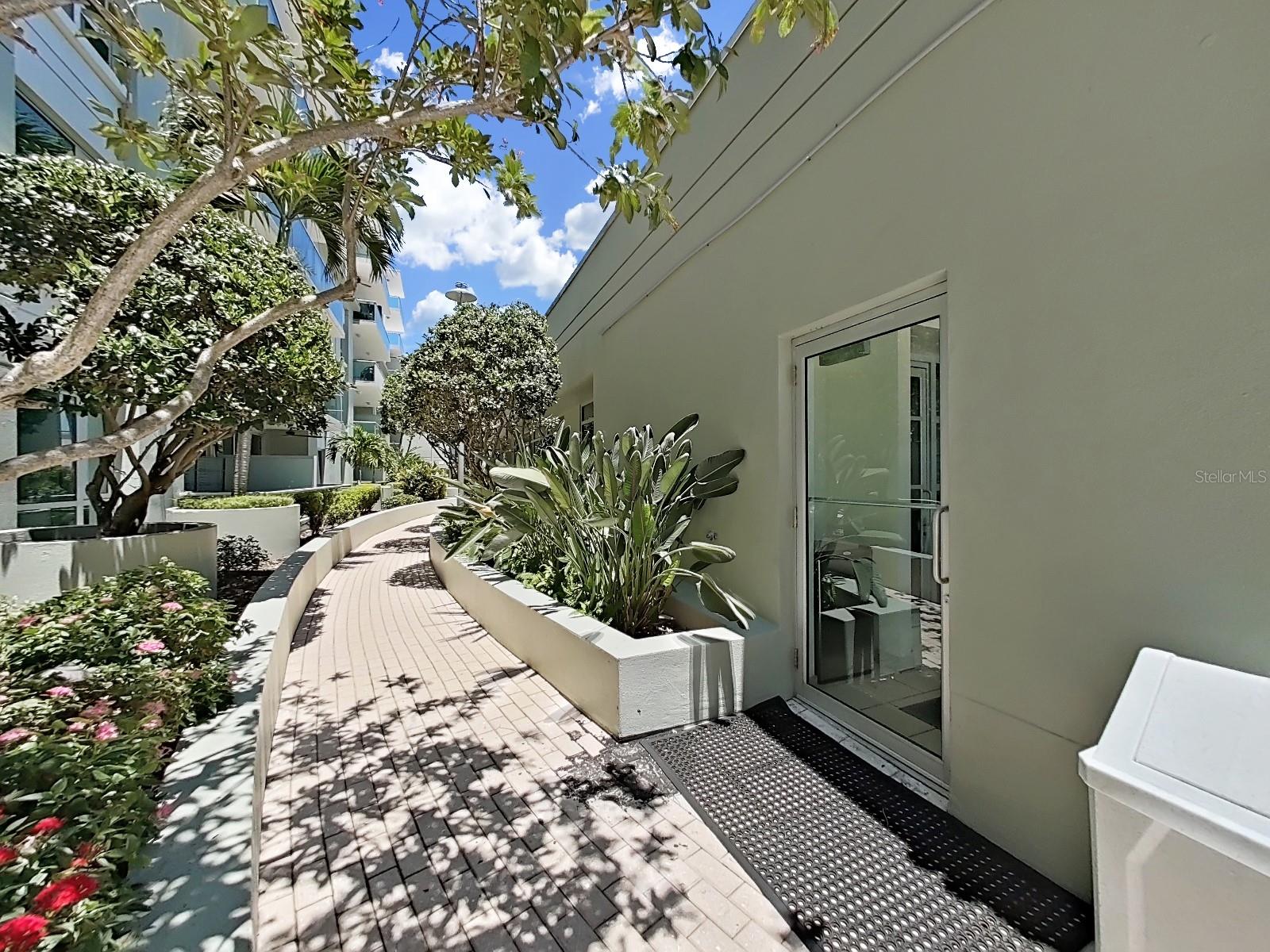 912 CHANNELSIDE DR #2805 — photo 73
