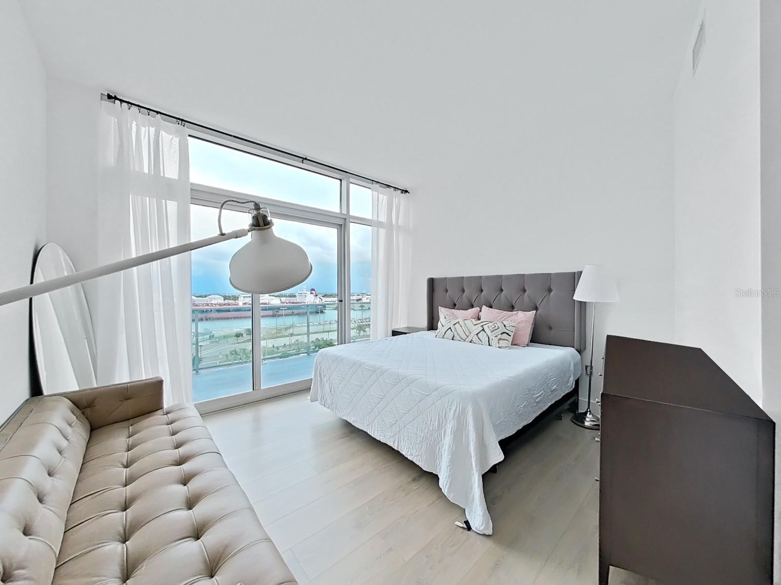 912 CHANNELSIDE DR #2805 — photo 31