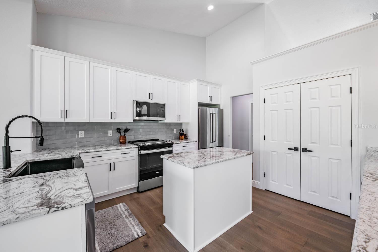 17833 HYLAND LN — photo 15